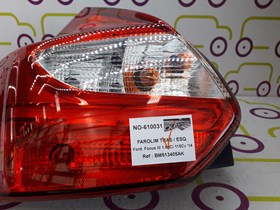 Farolim Traseiro Esquerdo Ford  Focus III 1.6 TDCi 115 Cv de 2014 - Ref OEM :  BM513405AK